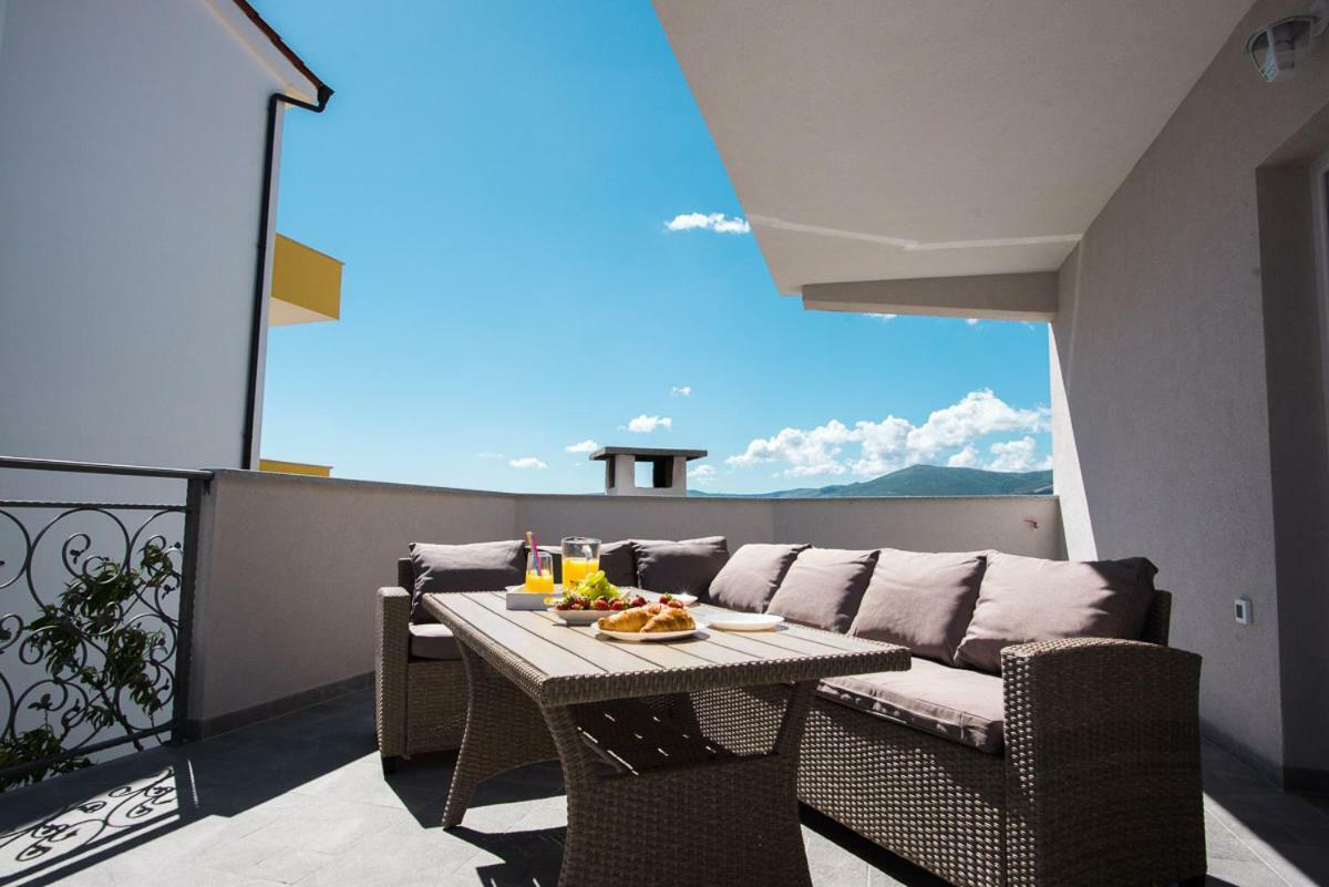 Apartments Cambio Kaštela Zewnętrze zdjęcie