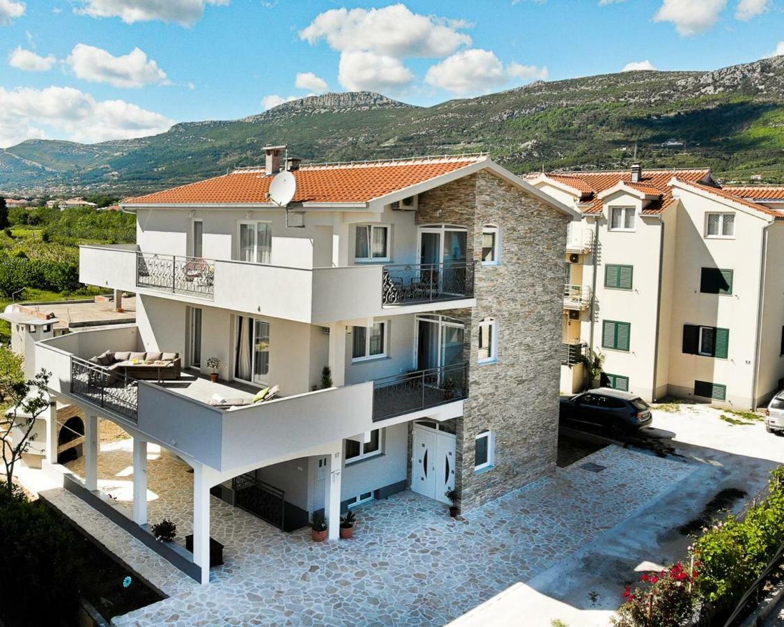 Apartments Cambio Kaštela Zewnętrze zdjęcie